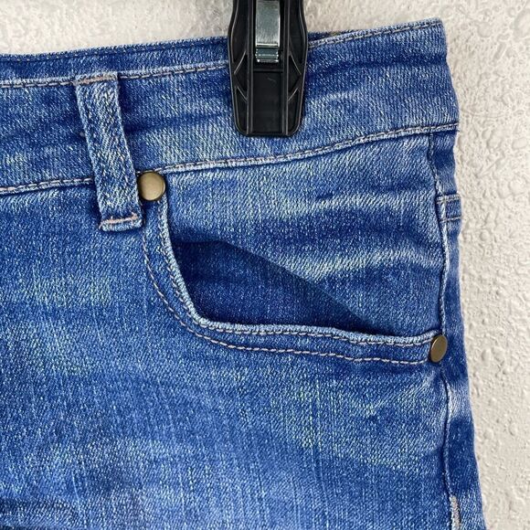 Fire Los Angeles Denim Cut Off Shorts Size 7 EUC - Picture 2 of 5